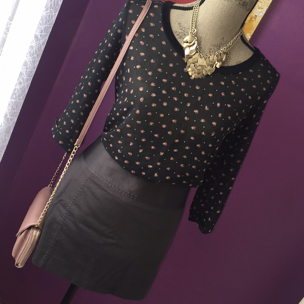 Express dark gray mini skirt size 10